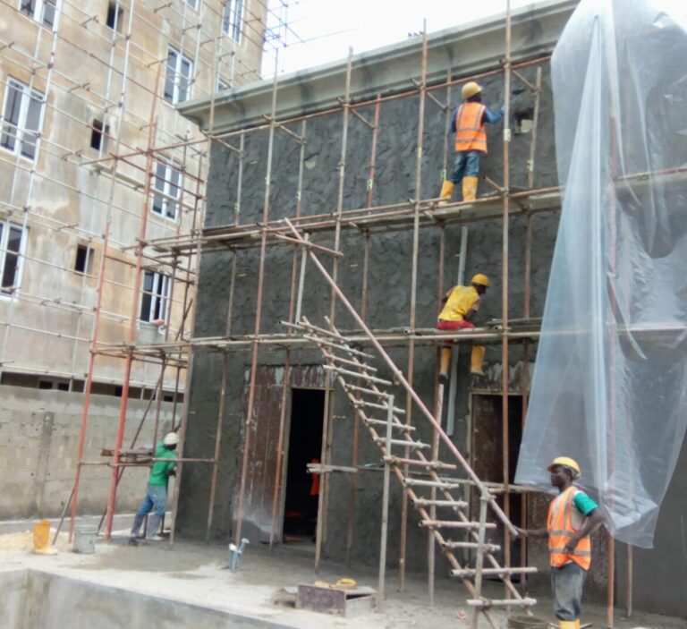 Construction_workers_in_LagosNigeria_022-scaled-1-1170x1071